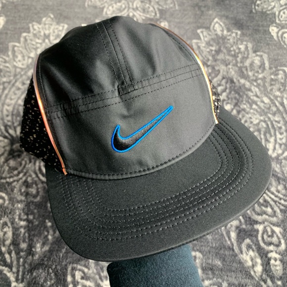 Supreme X Nike Boucle Running Hat 